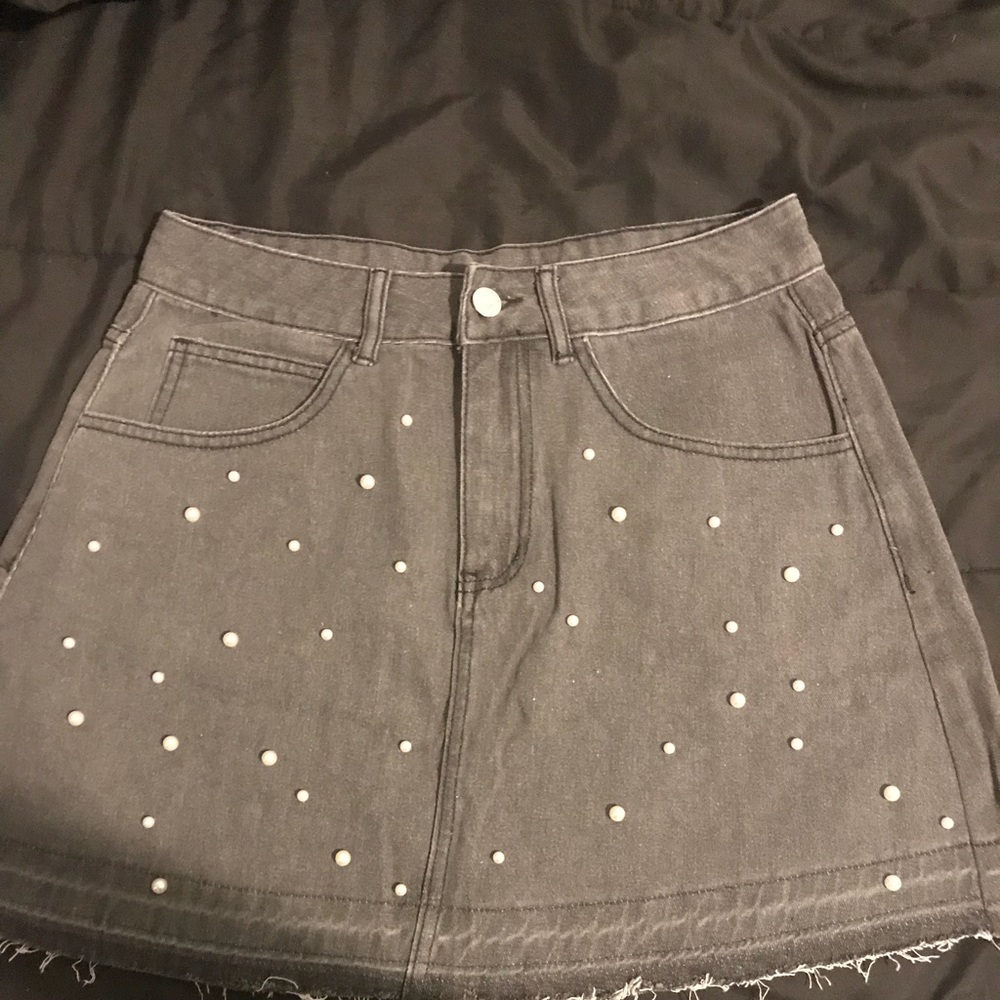 Grey Denim Skirt With Pearl Design